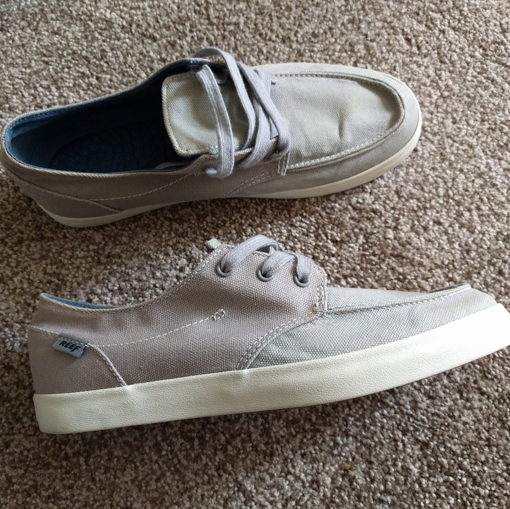 Reef Boat Shoes Mens Size 7 Grey Canvas